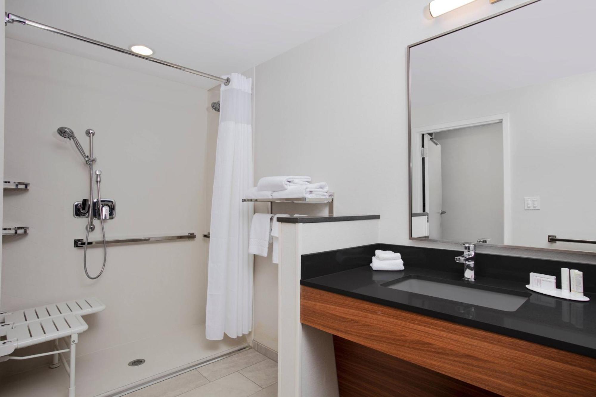 Fairfield By Marriott Inn & Suites Lebanon Near Expo Center Eksteriør bilde