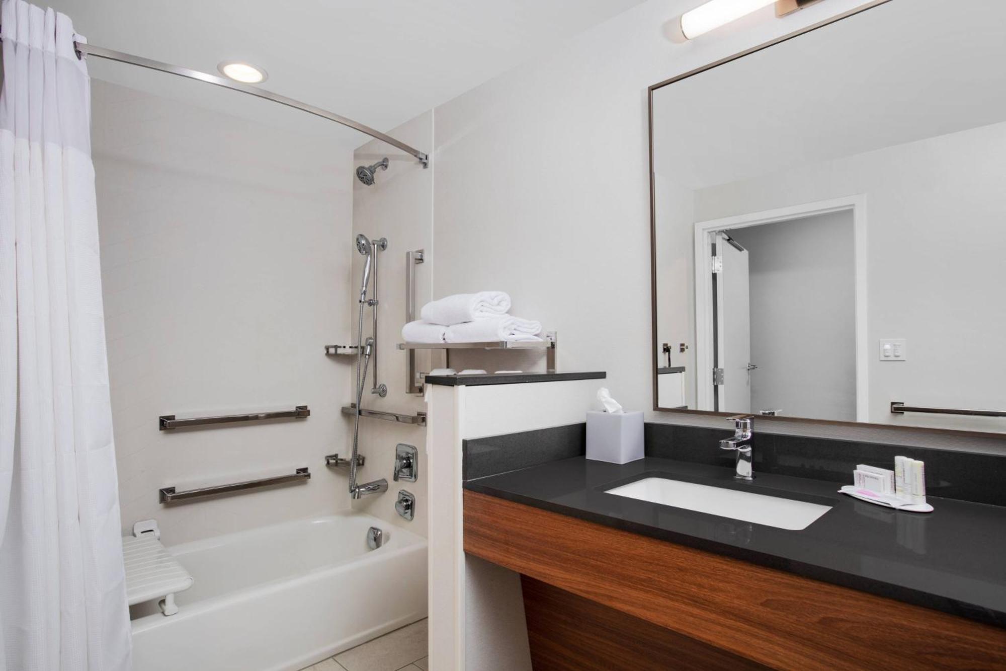 Fairfield By Marriott Inn & Suites Lebanon Near Expo Center Eksteriør bilde